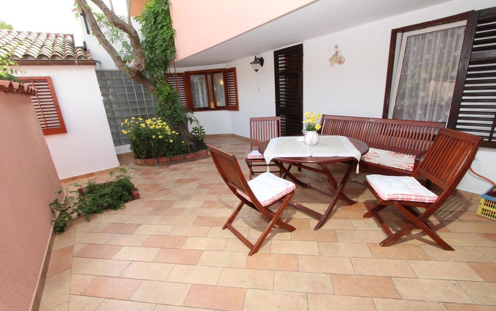 Apartments Villa Lucu Rovinj Exteriör bild