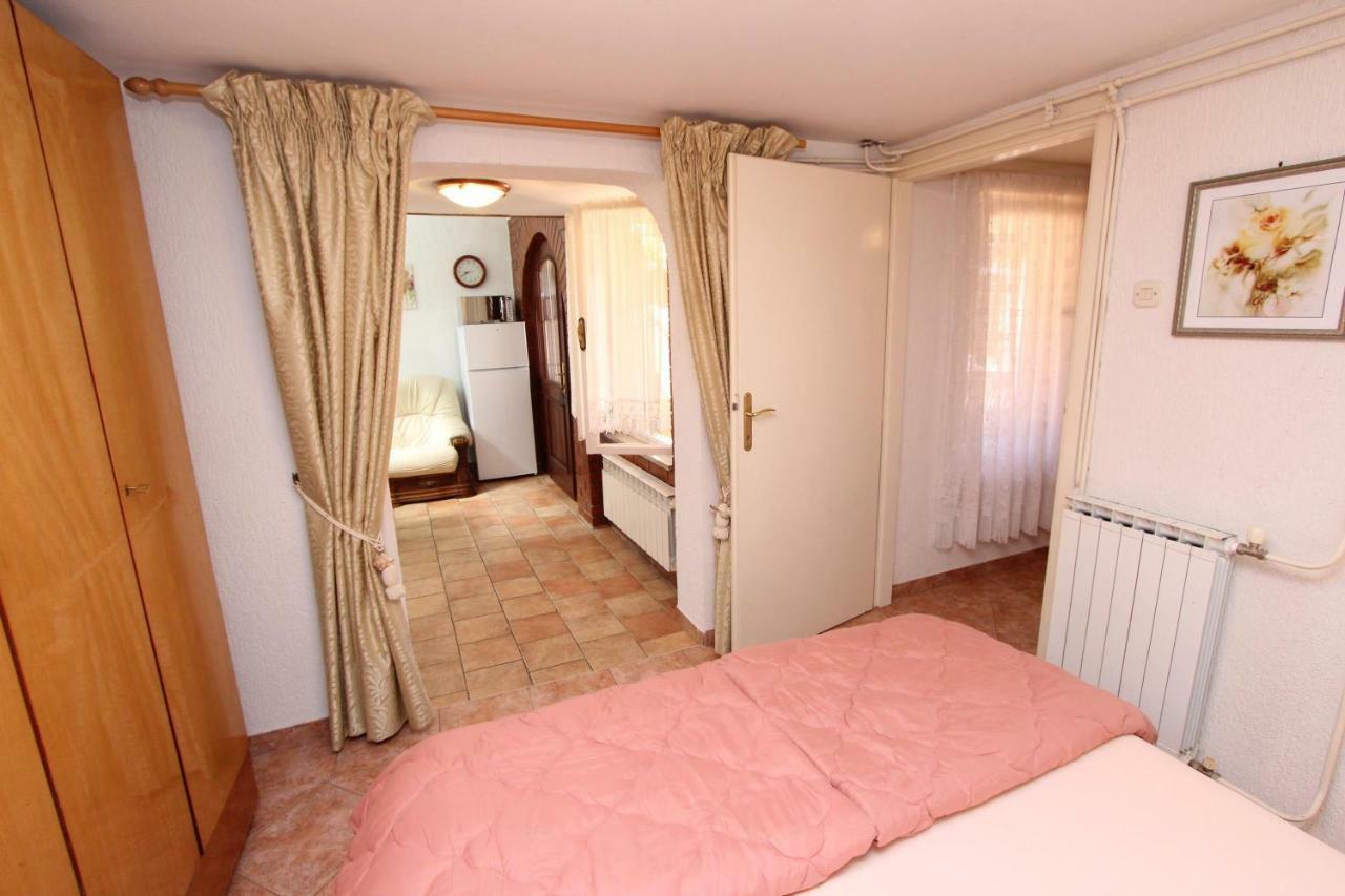Apartments Villa Lucu Rovinj Rum bild