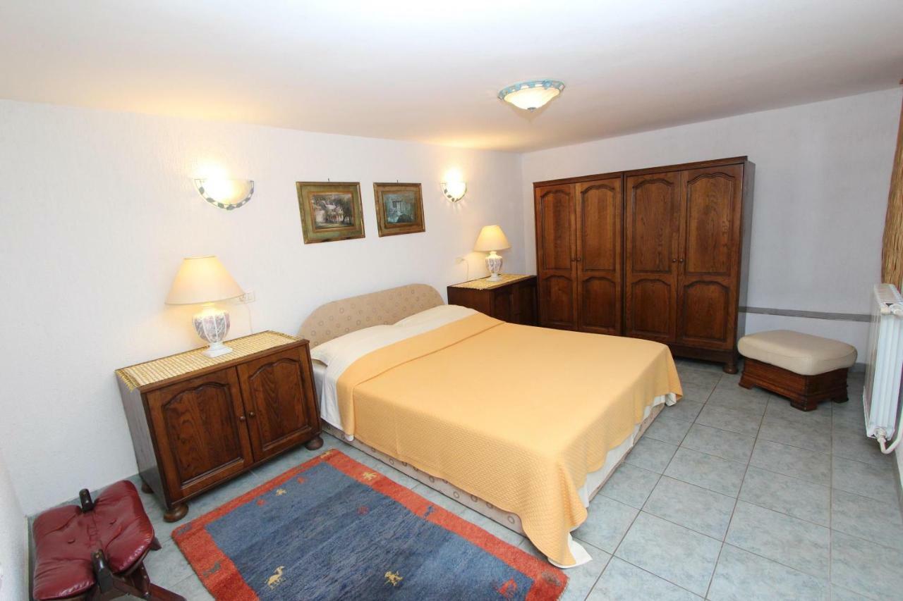 Apartments Villa Lucu Rovinj Exteriör bild