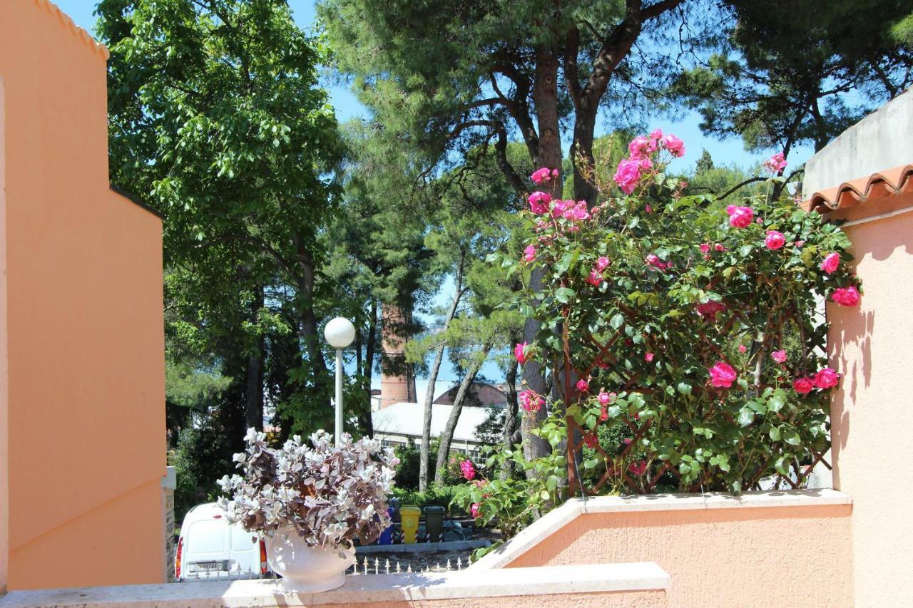 Apartments Villa Lucu Rovinj Exteriör bild